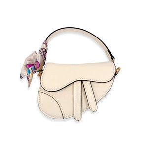 Small Saddle Purse