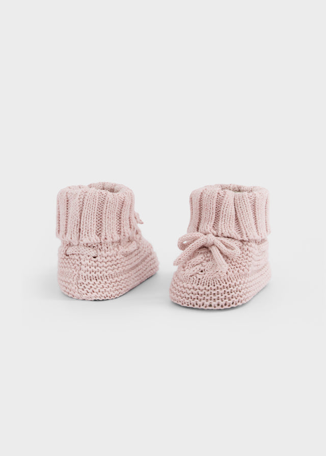 Newborn  Knit Shoes Rose and Beige colors