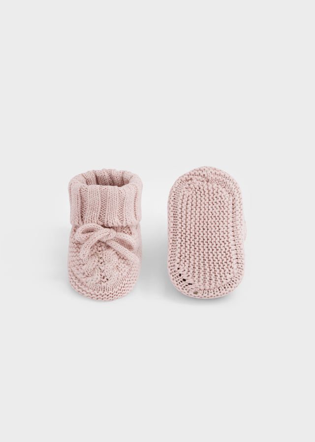 Newborn  Knit Shoes Rose and Beige colors