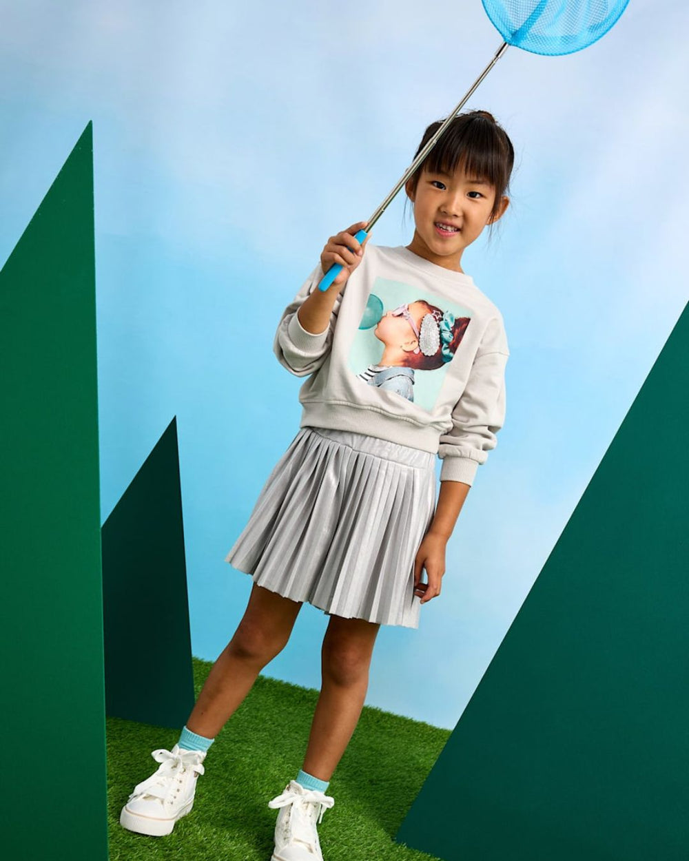 Girl Sweatshirt with Hair Clip