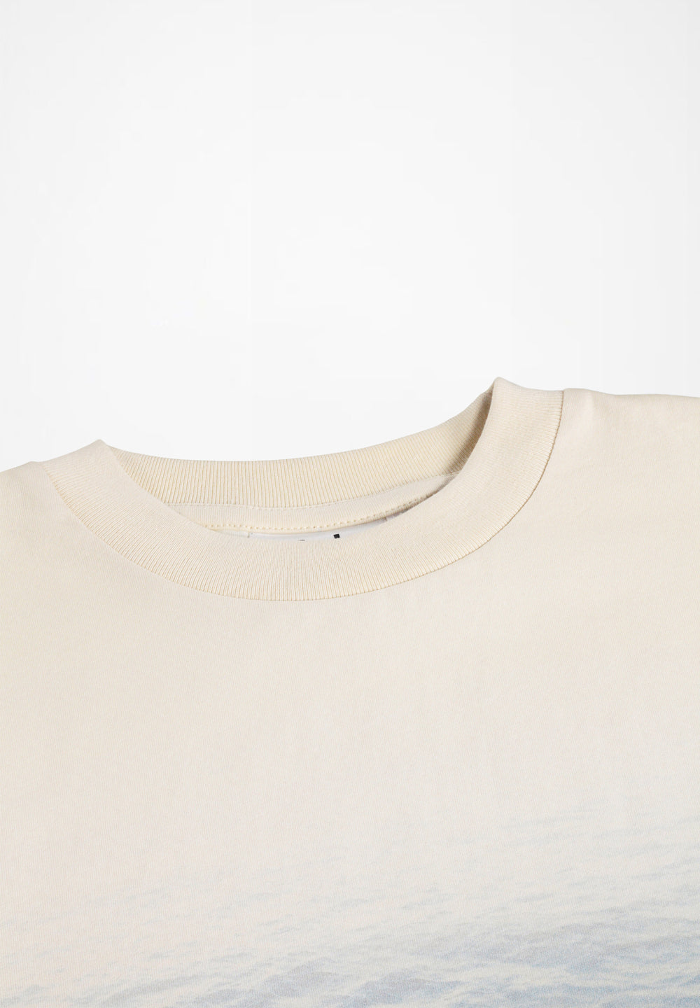 Riley T-shirt - Floating Boards