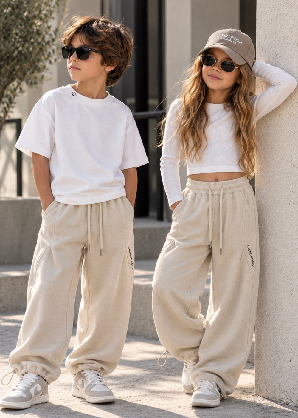 Relaxed Wide-Leg Sweatpants –Unisex