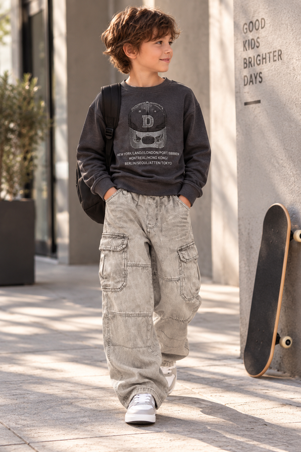 Boys’ Washed Gray Baggy Cargo Jeans – Elastic Waist