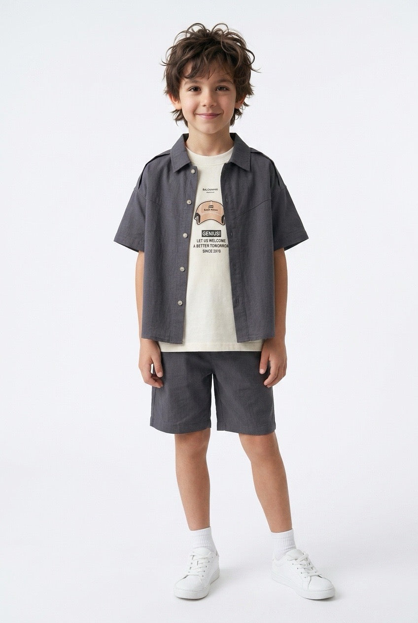 Cap Graphic T-shirt