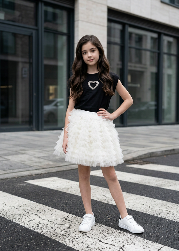 Elegant Heart Shaped Rhinestone T-Shirt