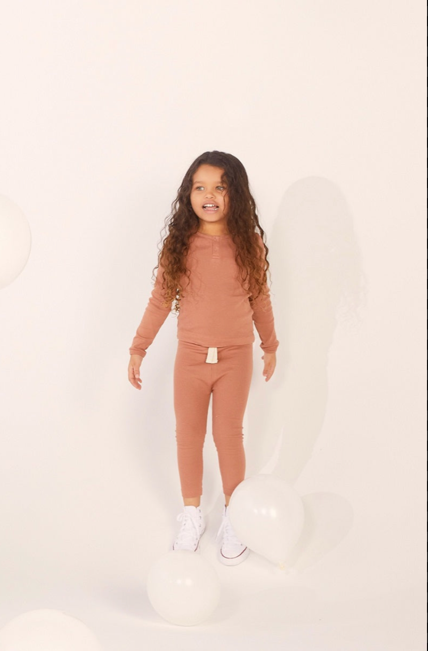 Organic Cotton Rib Henley in Ginger Brown