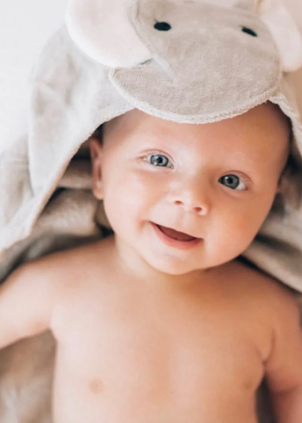Elegant Hooded Baby Bath Wrap
