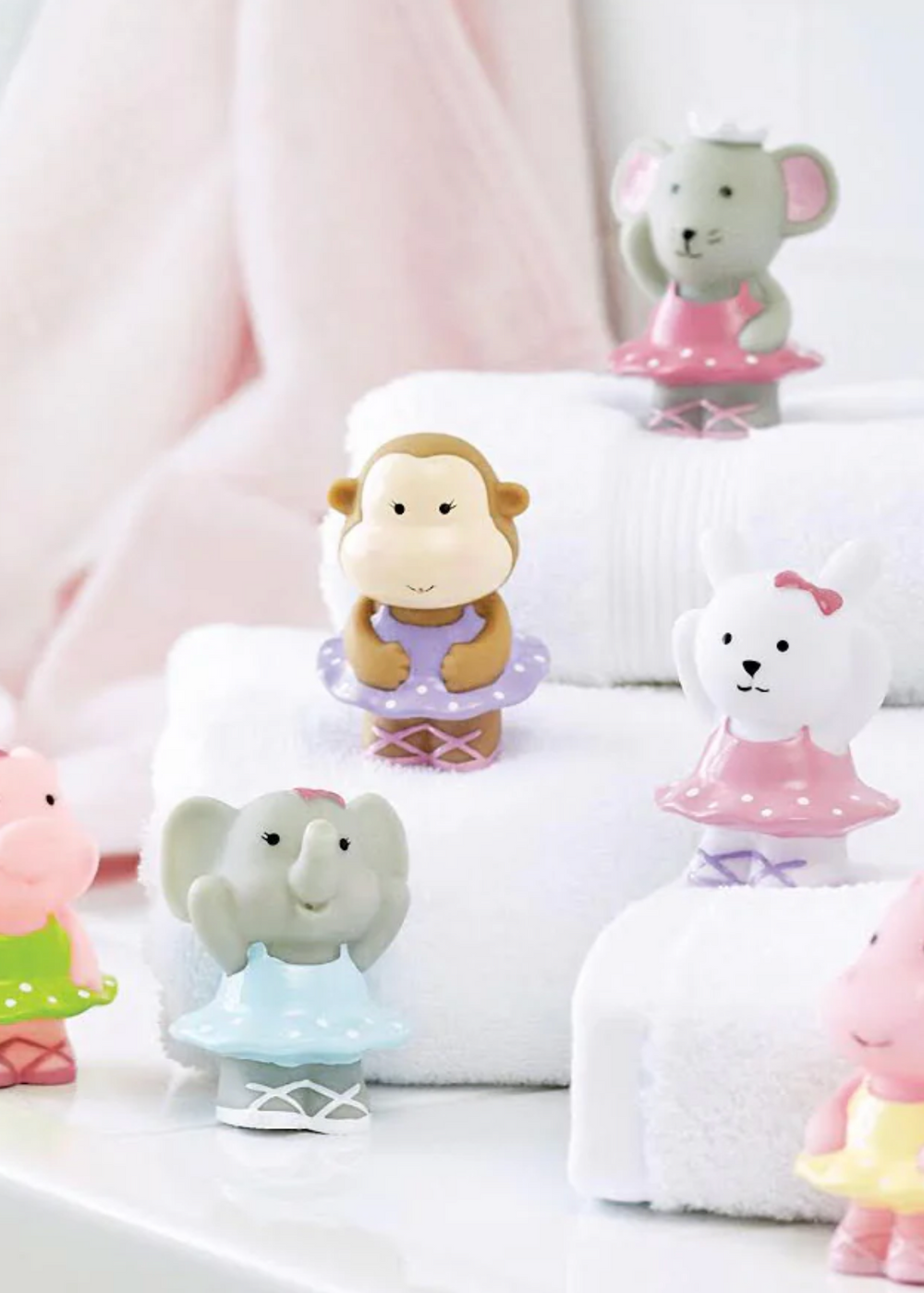 Elegant baby squirtie bath toys