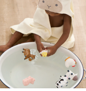 Elegant baby squirtie bath toys
