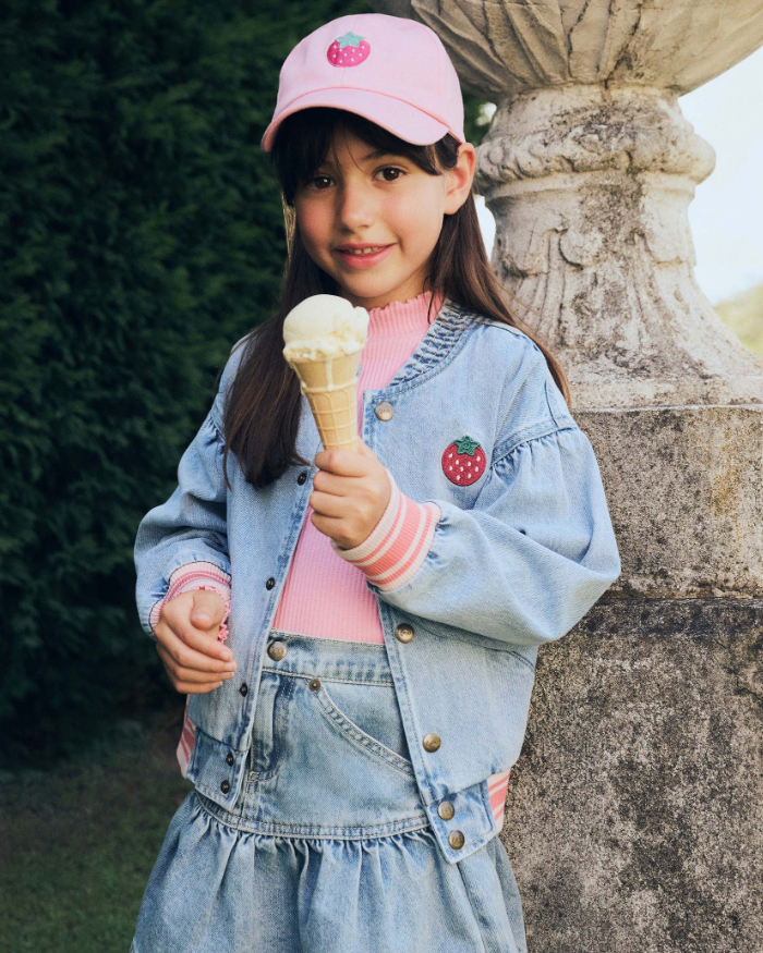 Juicy Strawberry Cap