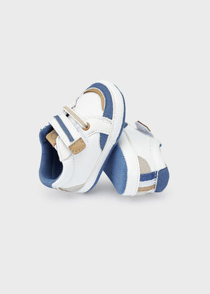 Sporty shoe newborn boy